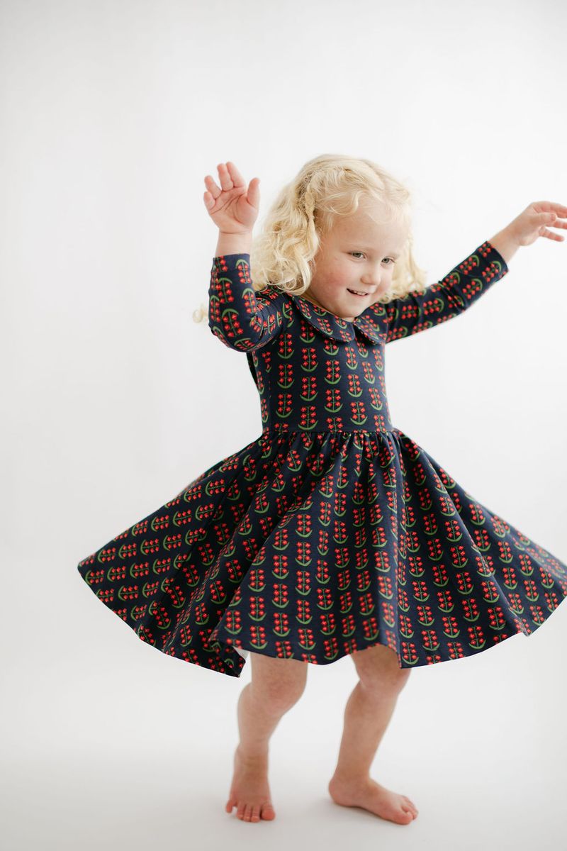 Good Apples Twirl Dress - Navy Floral Collared
