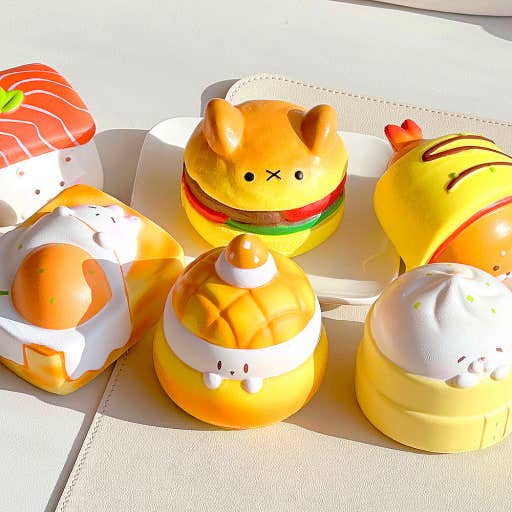 Yum Yum Bread Random Squishy Box
