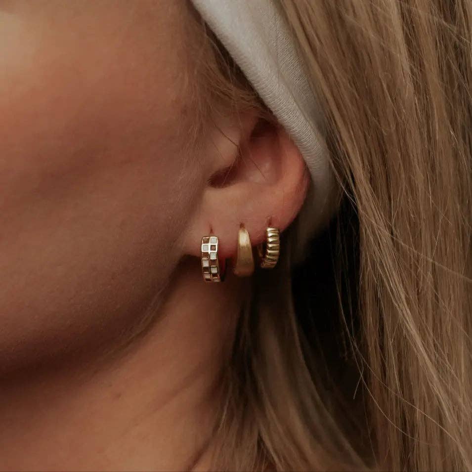Mauve Jewelry Co. Rue Brushed Hoops