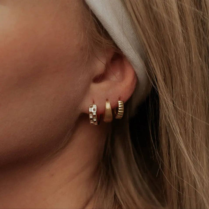Mauve Jewelry Co. Rue Brushed Hoops