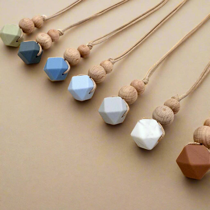 Izao Atelier Paz Sensory + Teething  Necklace