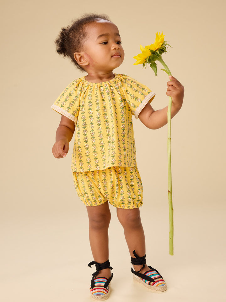 Tea Collection Printed Crochet Trim Baby Set - Vintage Floral Tile