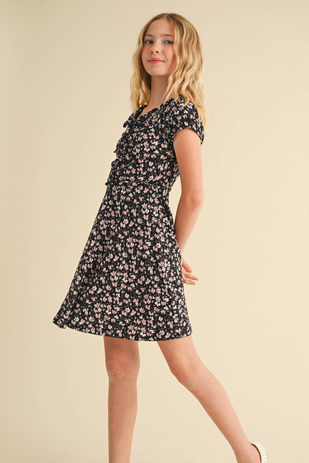 Heart And Arrow Puff Sleeve Cinch Front Dress