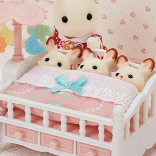 Calico Critters Crib With Mobile