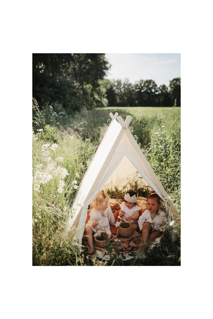 Kinderfeets Indoor/Outdoor Play Tent