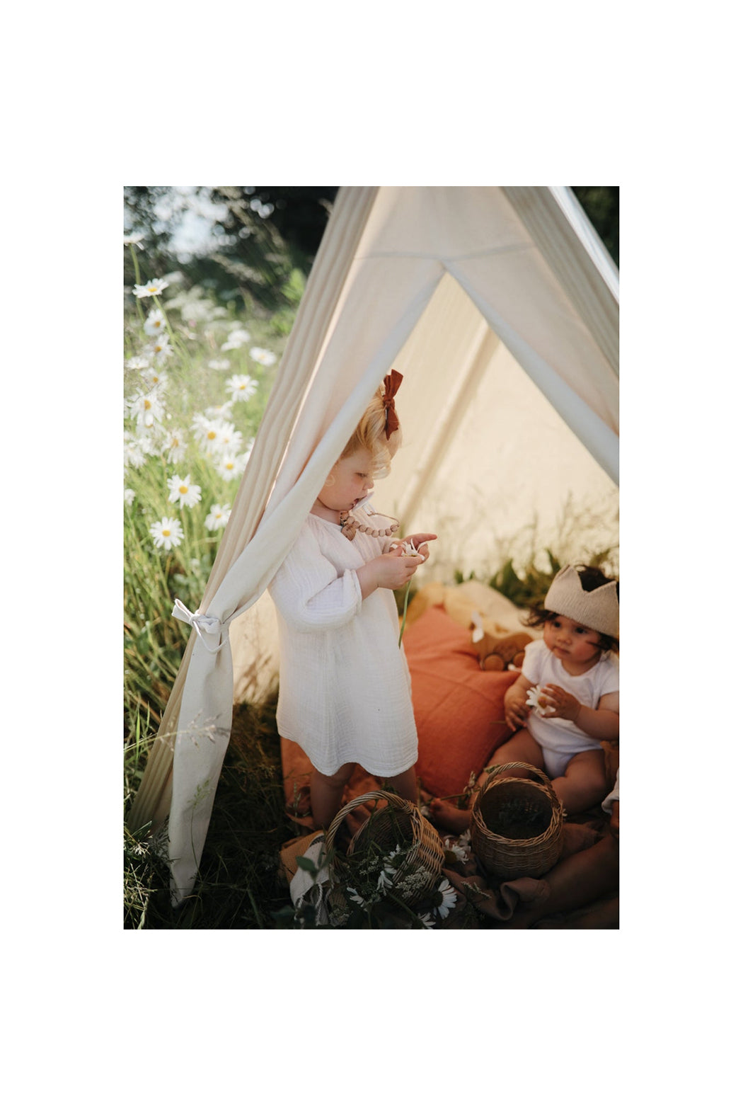 Kinderfeets Indoor/Outdoor Play Tent