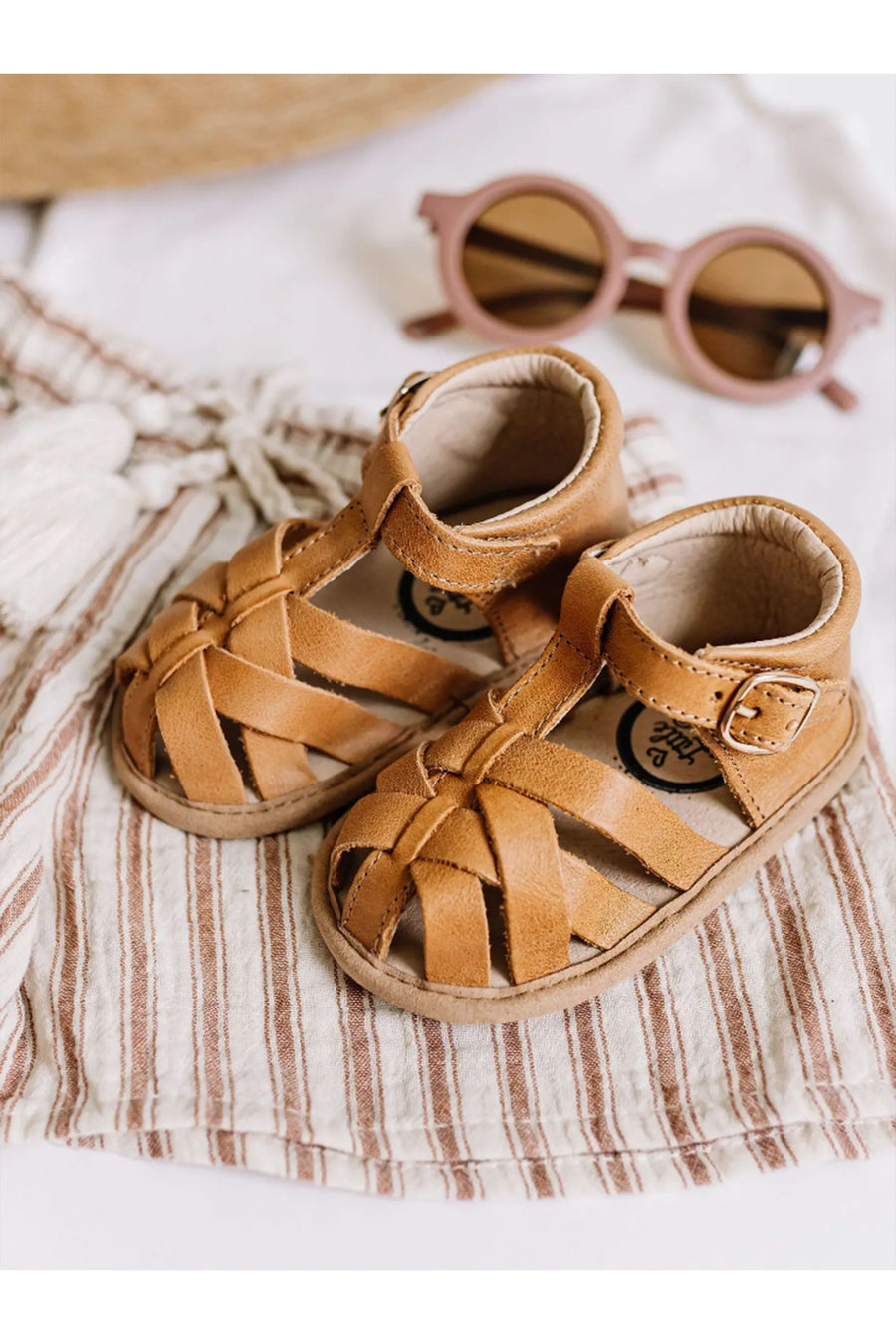Little Love Bug Closed Toe Sandal Desert Sand – Hopscotch Kids OR