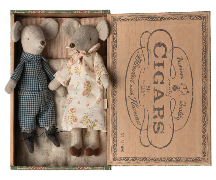 Maileg Grandma & Grandpa Mice In Cigar Box