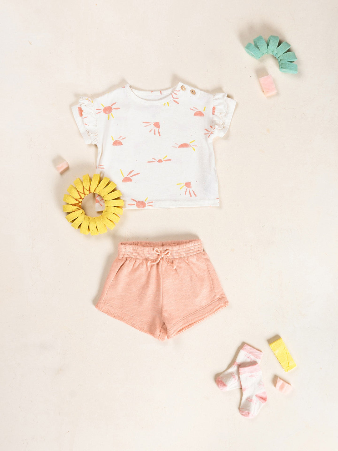 Play Up Fleece Shorts - Salmon