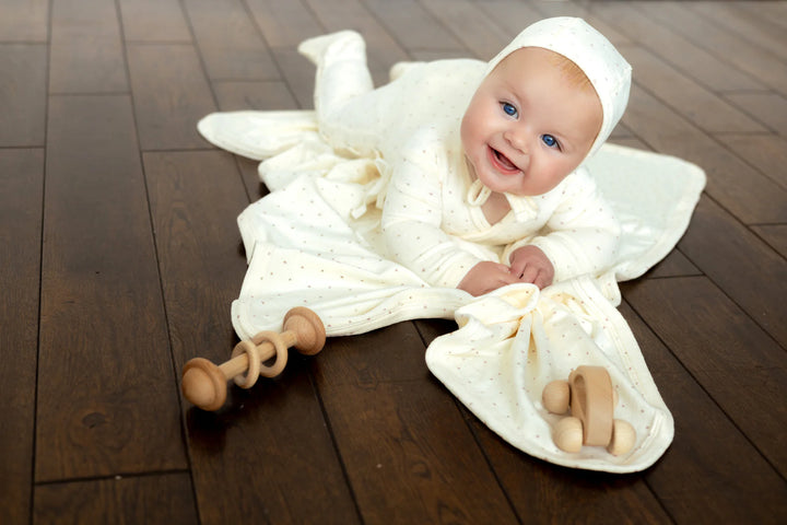 Noggi Velour Dot Pattern Bonnet - Hearts