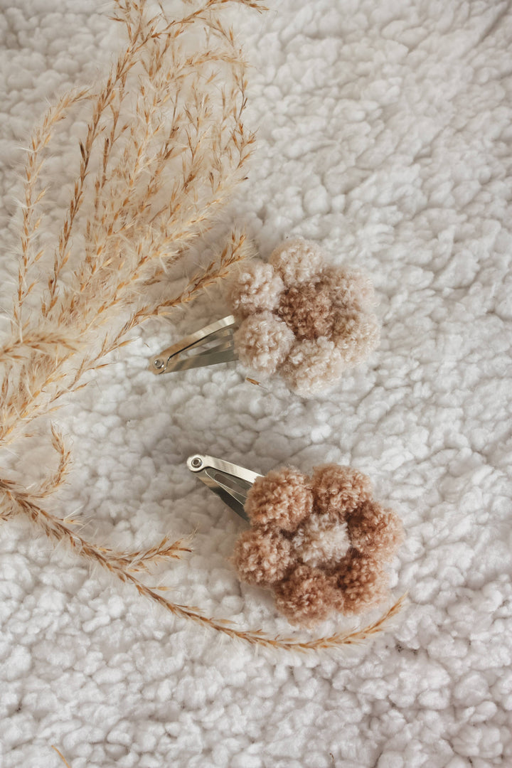 Studio Frommie Flower Pom Hairclips