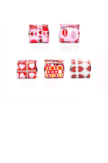 Madelaine Chocolate 2oz Valentine's Presents
