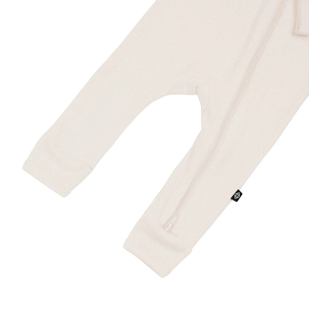 Kyte Baby Ribbed Zipper Romper - Oat
