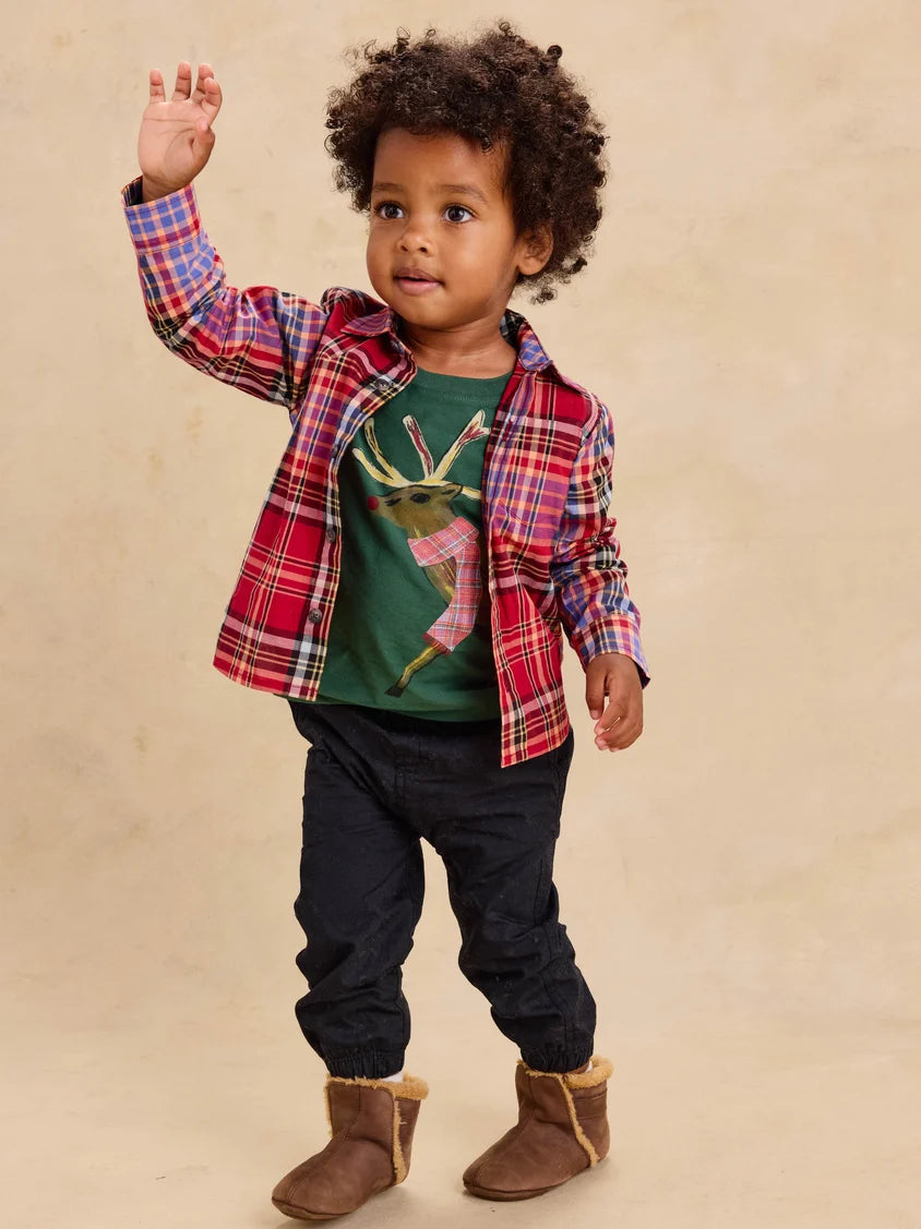 Tea Collection Holiday Deer Graphic Tee - Pineneedle