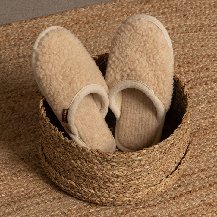 Menique Women's Merino Fluffy Slippers Natural