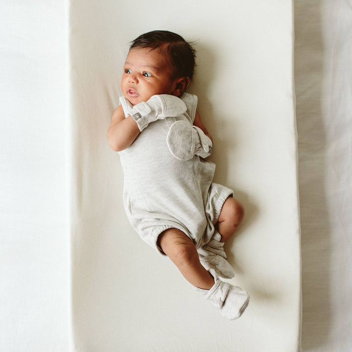 Goumi Viscose + Organic Cotton Changing Pad Cover - Cloud