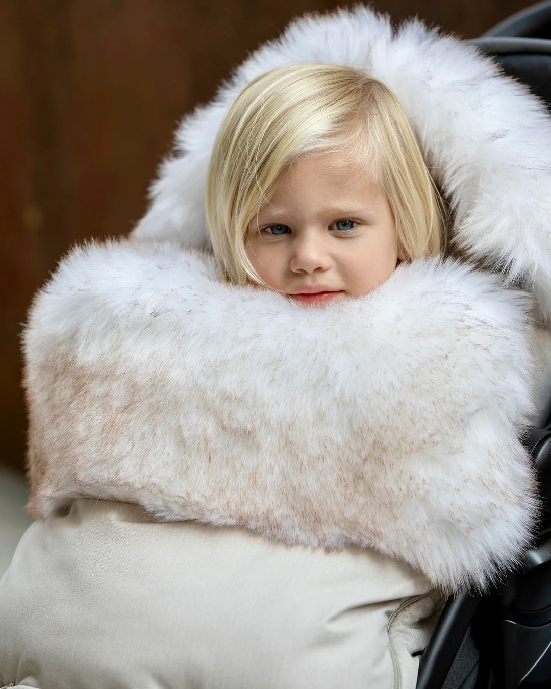 7AM Enfant PlushPOD Tundra Collection - Heather Beige/White Fur