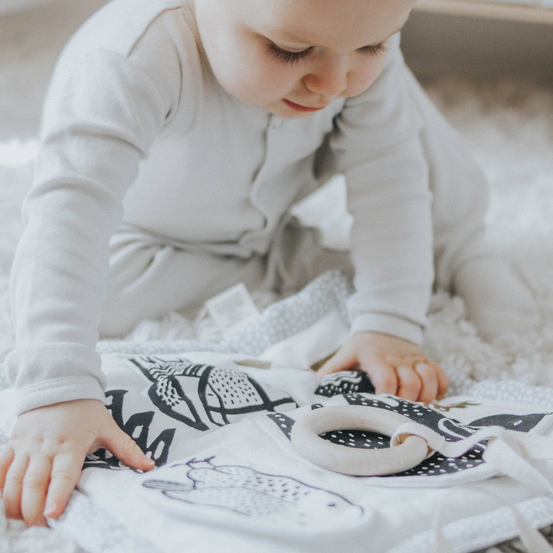 Wee Gallery Organic Activity Pad for Baby - Woodland Animals