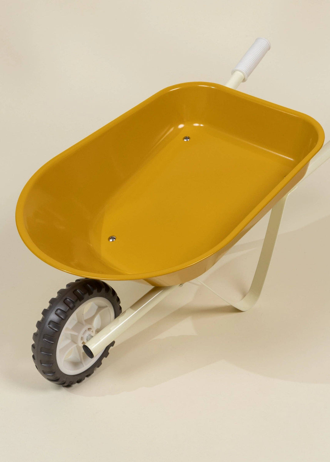 Coco Village Heritage Wheelbarrow – Goldfish