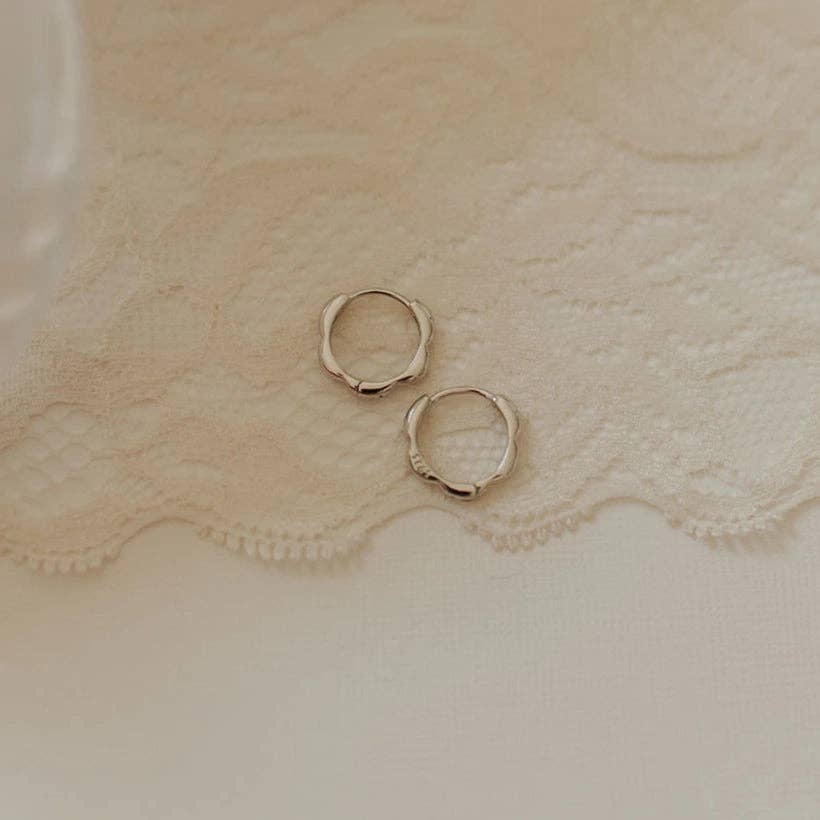Mauve Jewelry Co. Lola Floral Hoops