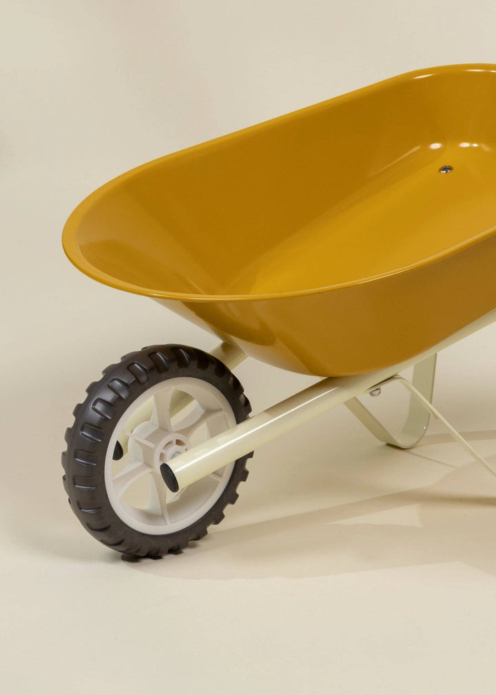Coco Village Heritage Wheelbarrow – Goldfish