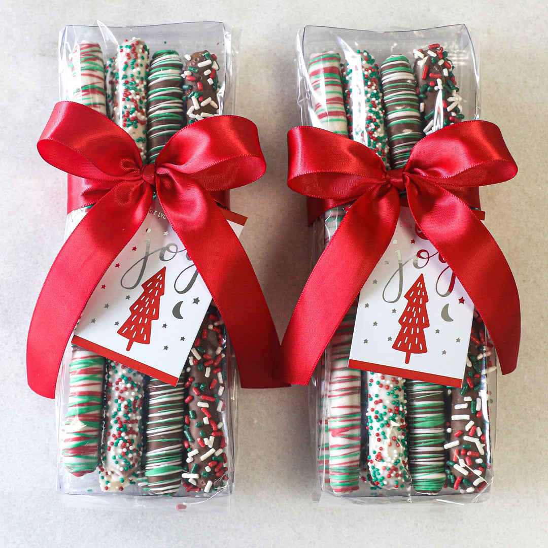 Maggie Lyon Chocolatiers 8pc Holiday Milk & White Chocolate Covered Pretzel Rods