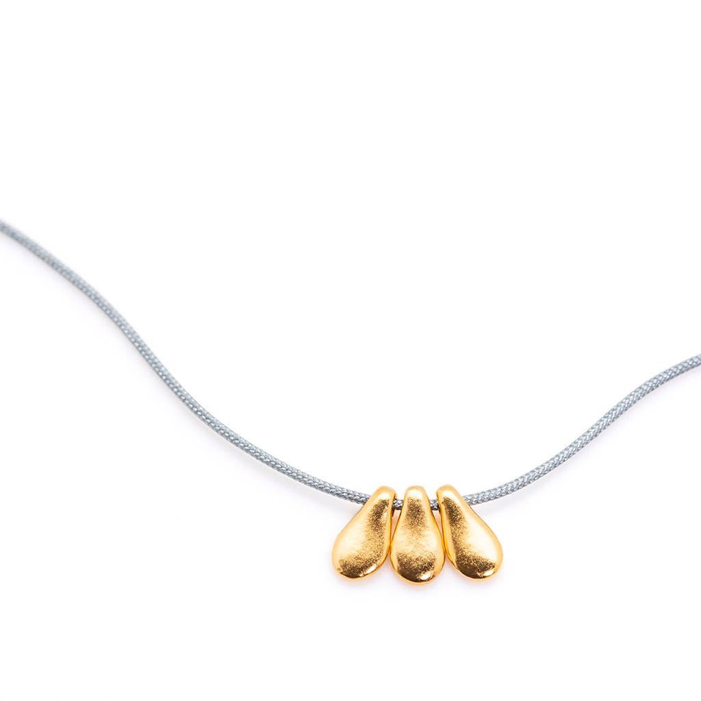 Bronwen Tiny Charm - 3 Petal Necklace