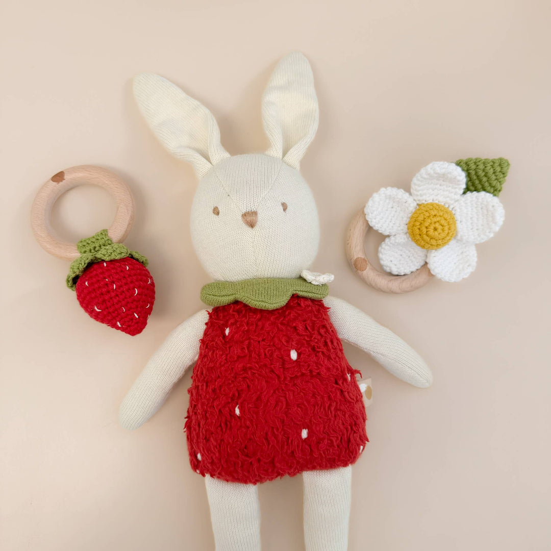 The Blueberry Hill Teether + Rattle - White Flower Crochet