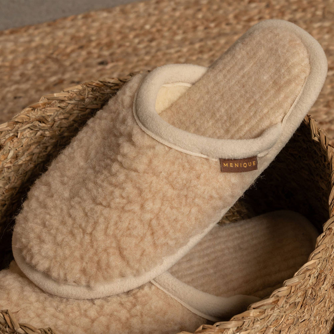 Menique Women's Merino Fluffy Slippers Natural