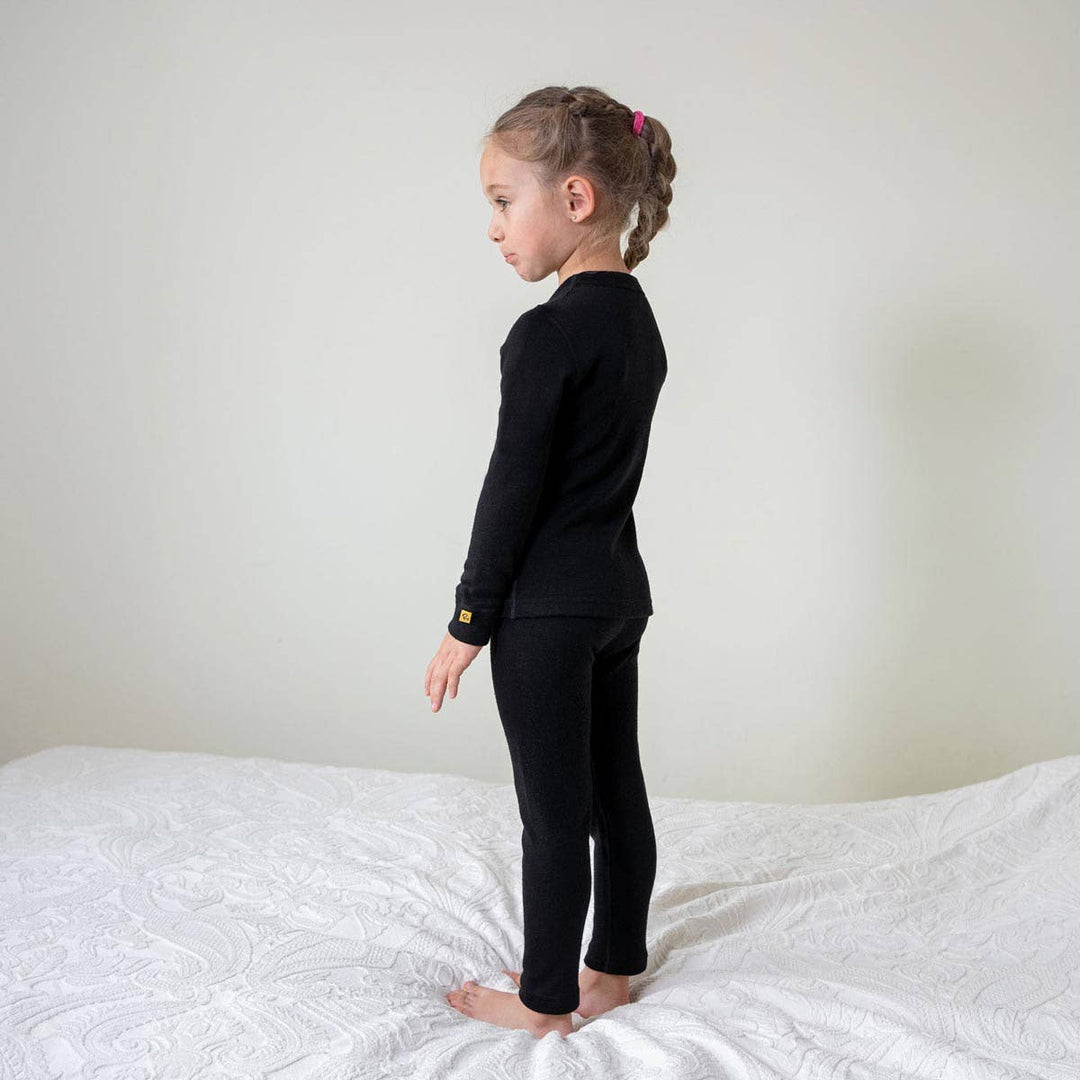 Menique Midweight Merino Thermal Long Sleeve & Bottoms 2-Piece Set