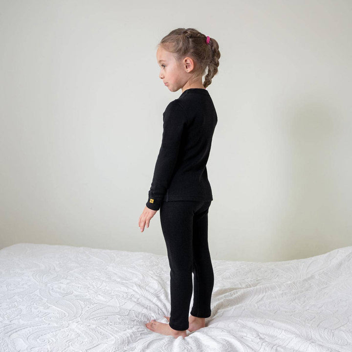 Menique Midweight Merino Thermal Long Sleeve & Bottoms 2-Piece Set