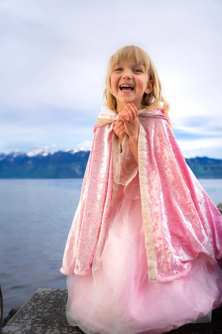 Great Pretenders Deluxe Pink Princess Cape