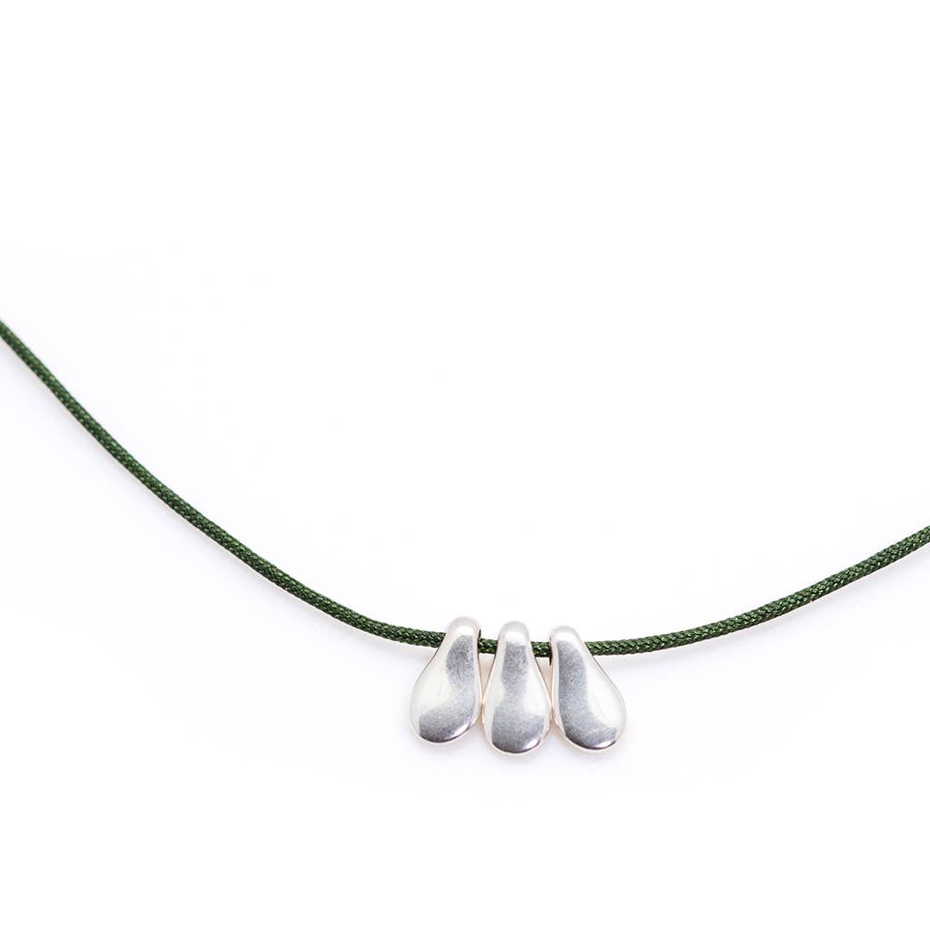 Bronwen Tiny Charm - 3 Petal Necklace