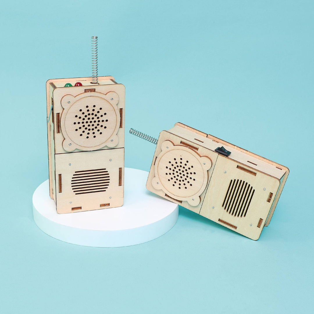 Kitsville Build and Learn Walkie-Talkie STEM Kit