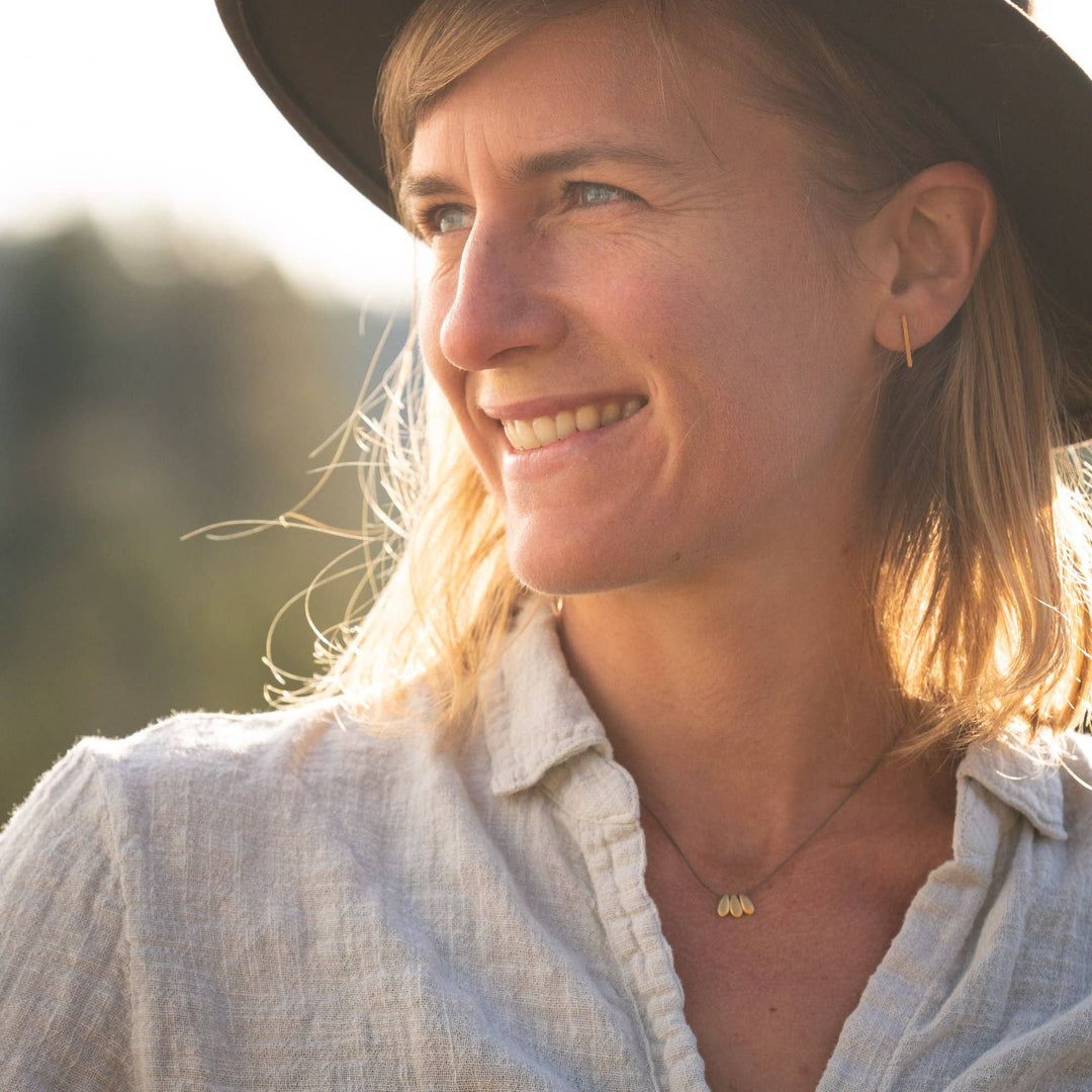 Bronwen Tiny Charm - 3 Petal Necklace