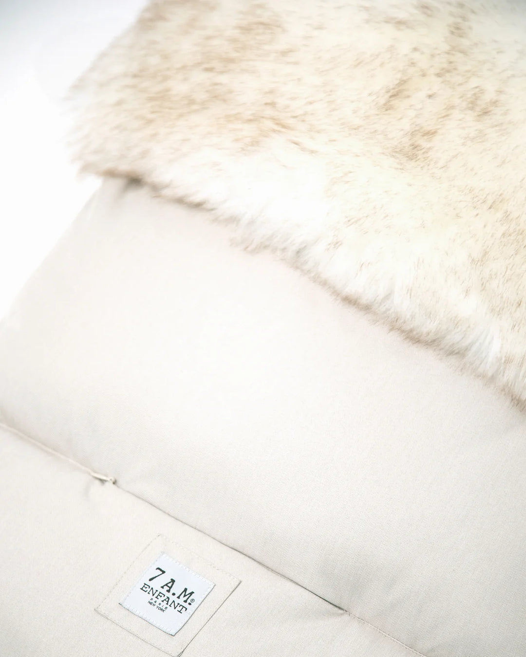 7AM Enfant PlushPOD Tundra Collection - Heather Beige/White Fur