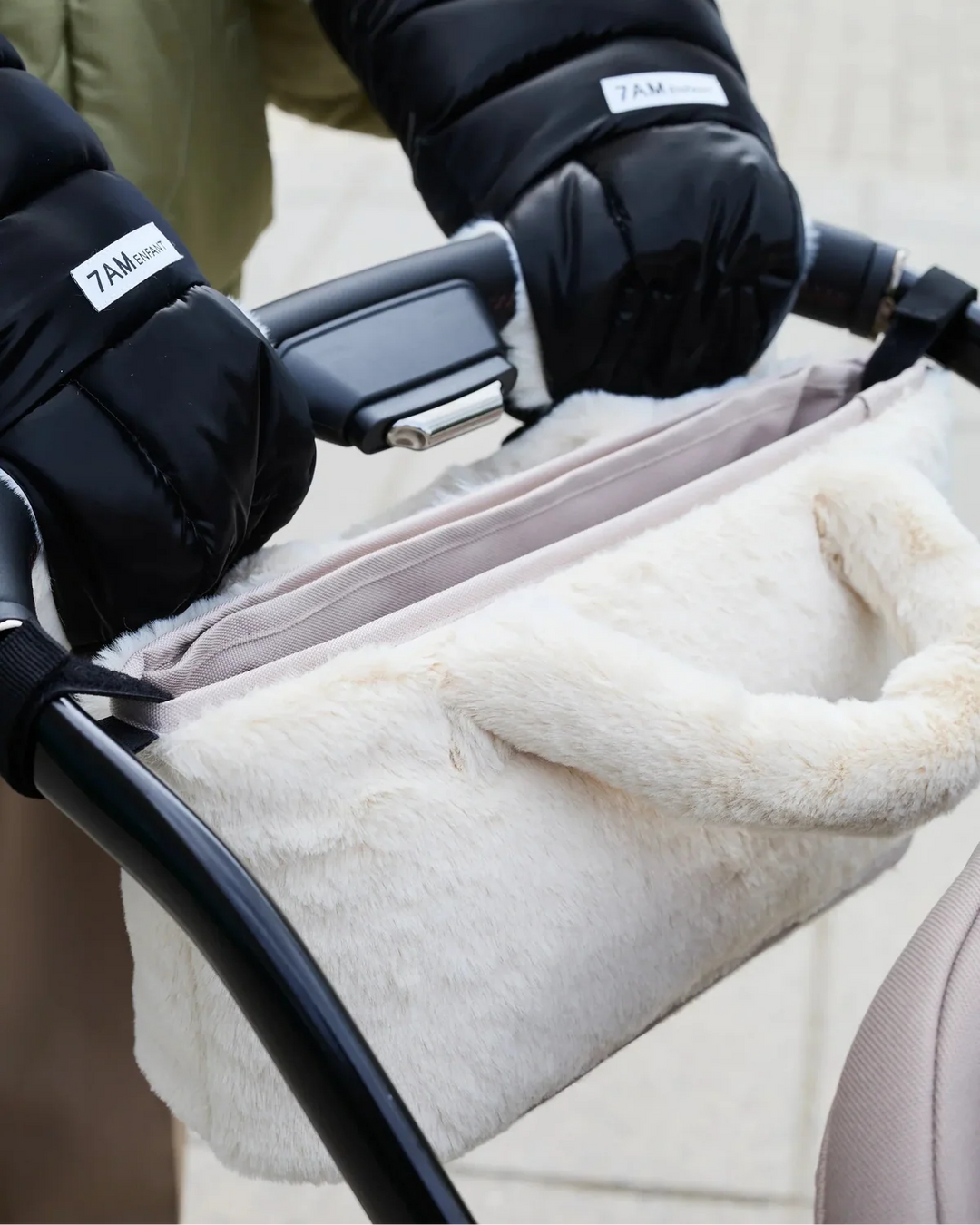 7AM Enfant Romy Stroller Organizer Ushuaia - Arctic White Fur
