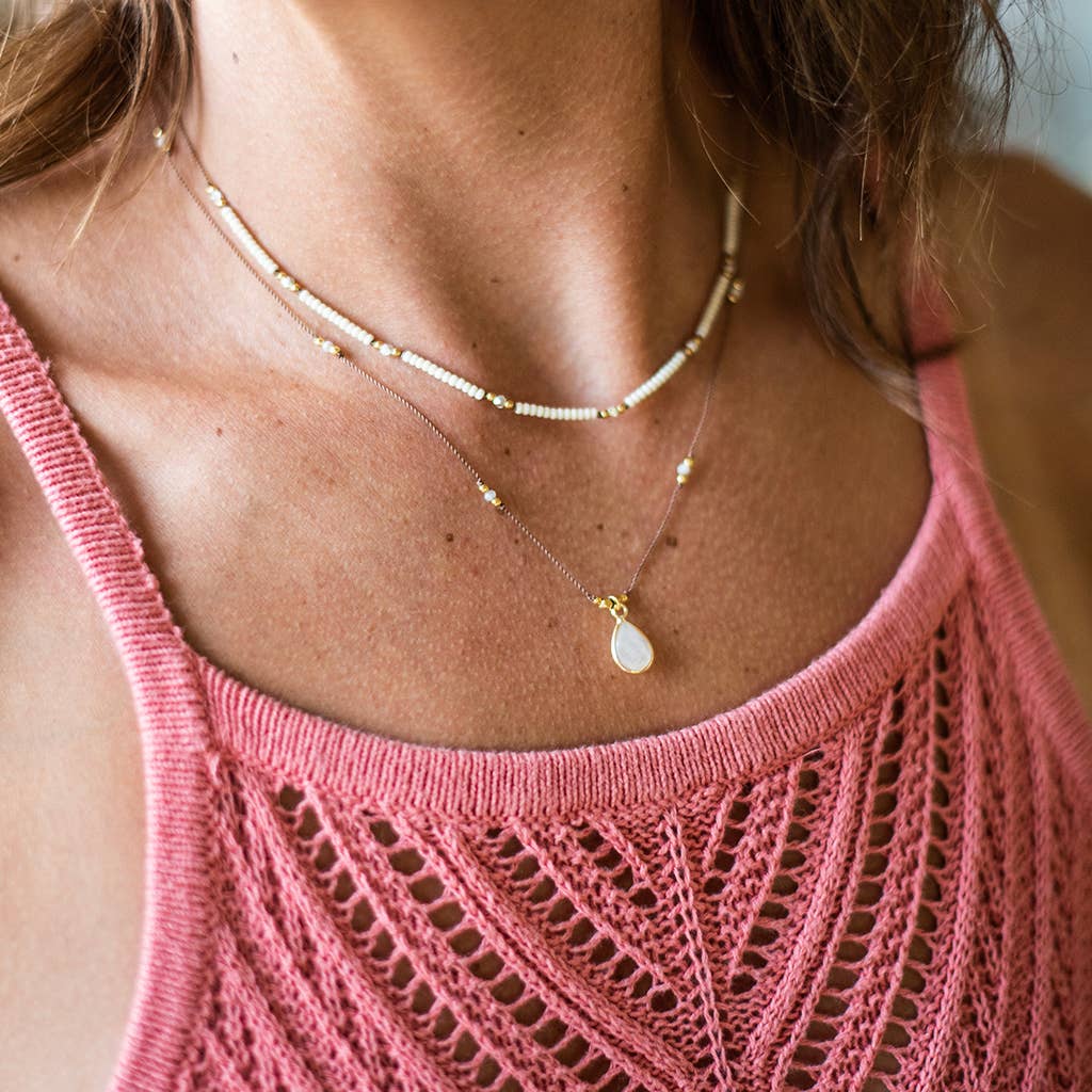 Bronwen Gemstone Necklace - Rainbow Moonstone