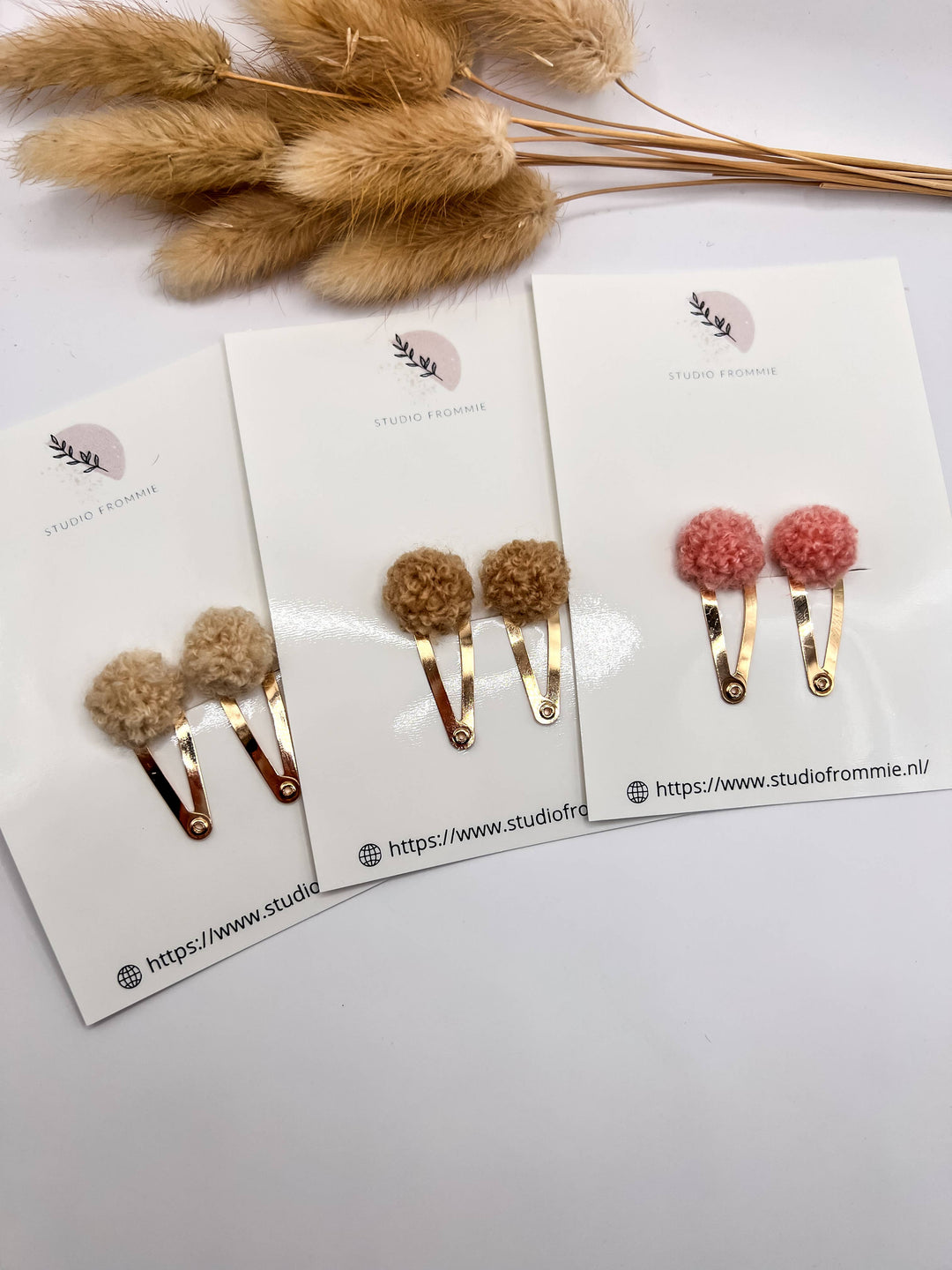 Studio Frommie Teddy Pompom Hair Clips