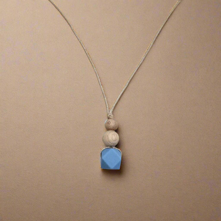 Izao Atelier Paz Sensory + Teething  Necklace