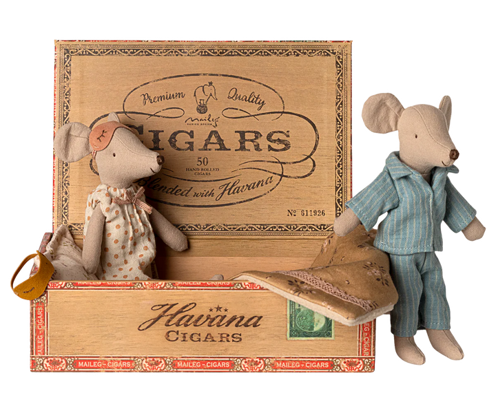 Maileg Mum & Dad In Cigar Box