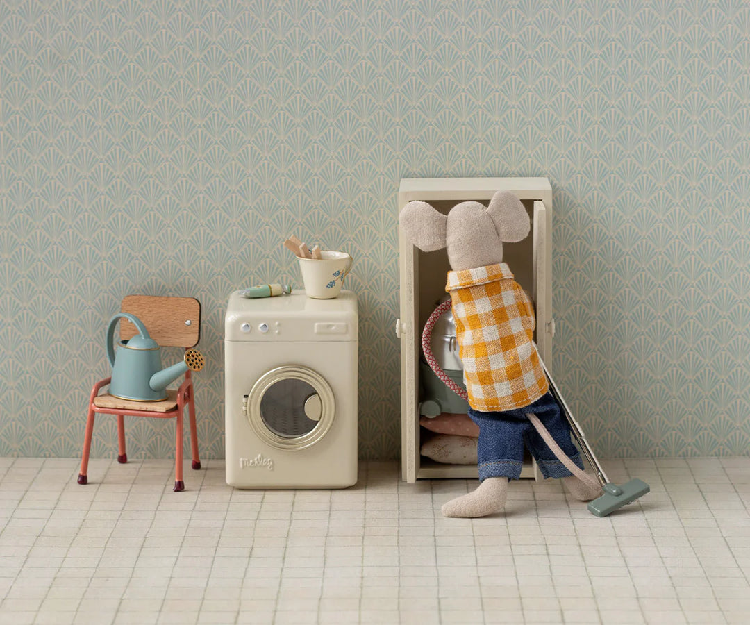 Maileg Washing Machine Mouse - Off White