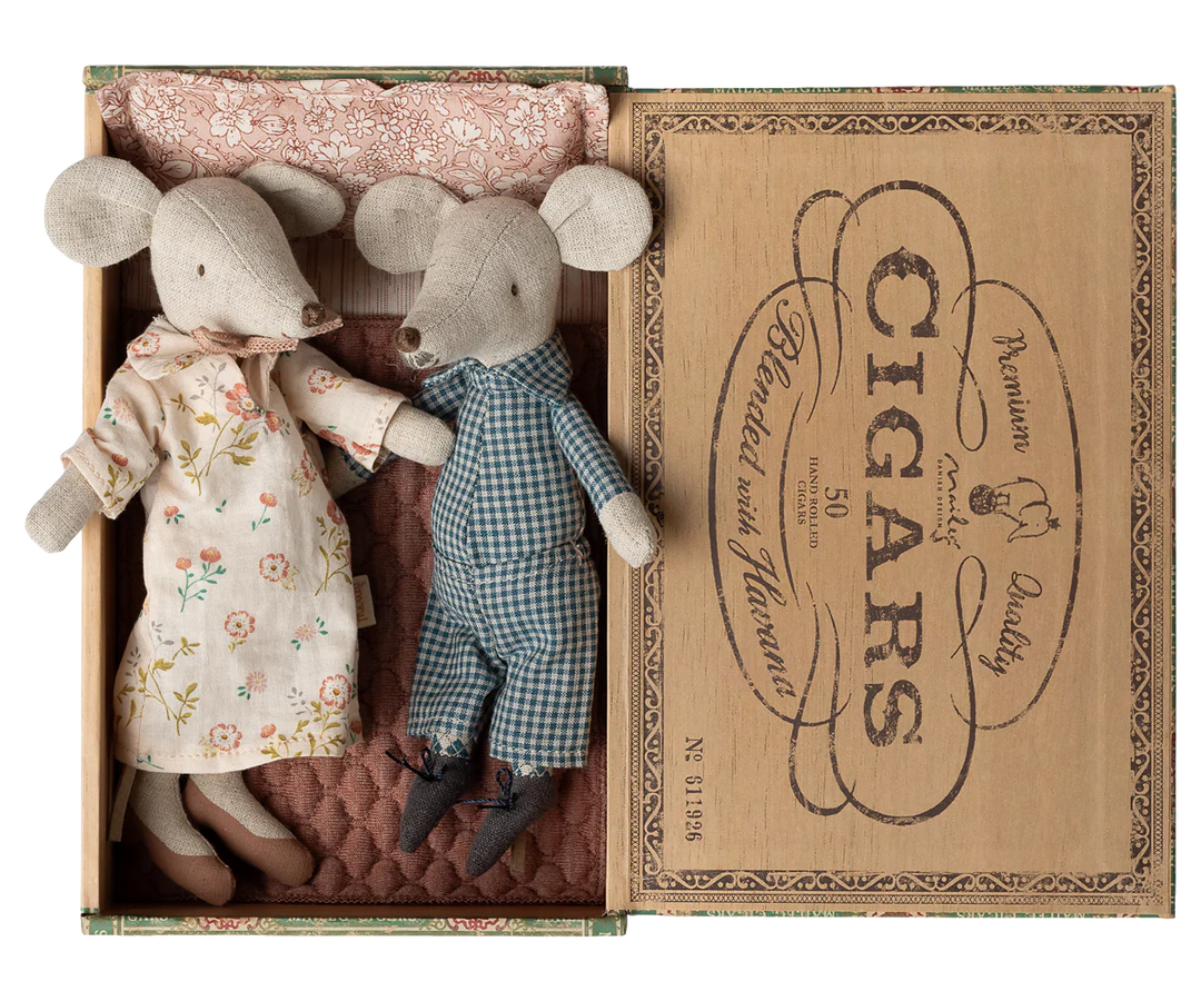 Maileg Grandma And Grandpa Mice In Cigar Box