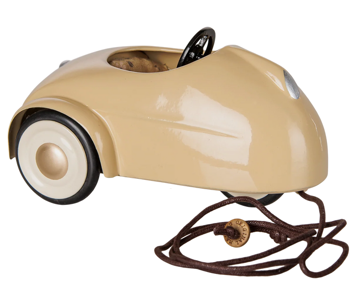 Maileg Car, Mouse - Wheat