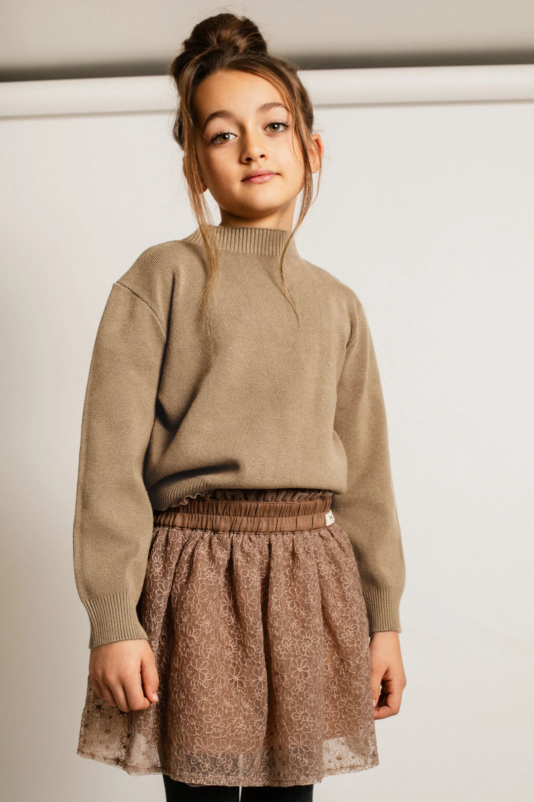 Baje Studio Cevio Sweater - Sand Desert