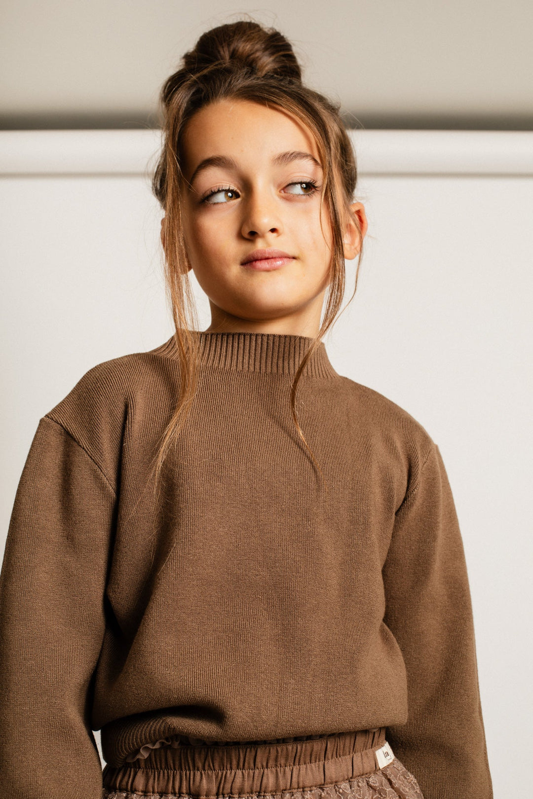 Baje Studio Cevio Sweater - Brown Cacao