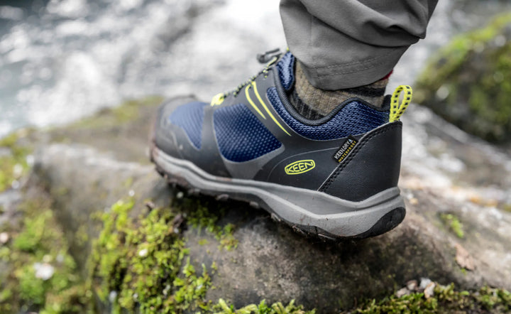 Keen Wanduro Low Waterproof Shoe - Sky Captain/Evening Primrose