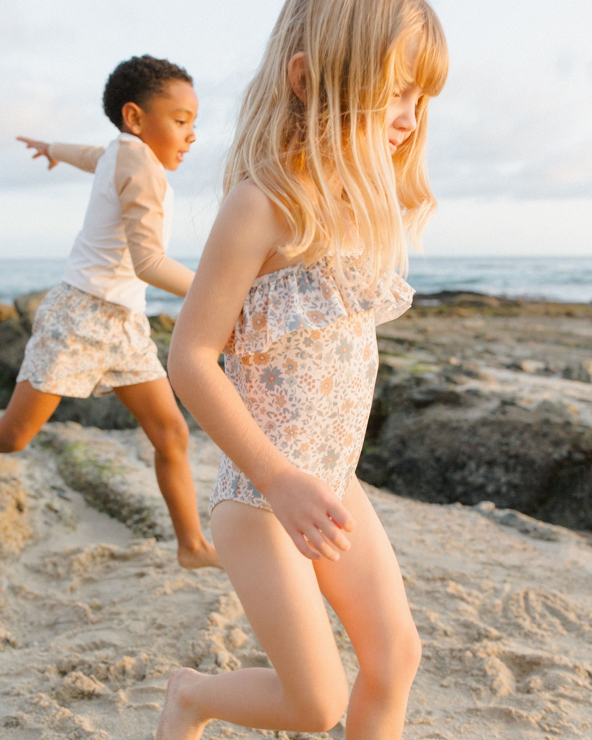 【e】Rylee + Cru パッチワークワンピース 4-5y e様専用】Rylee + Cru パッチワークワンピース 4-5y