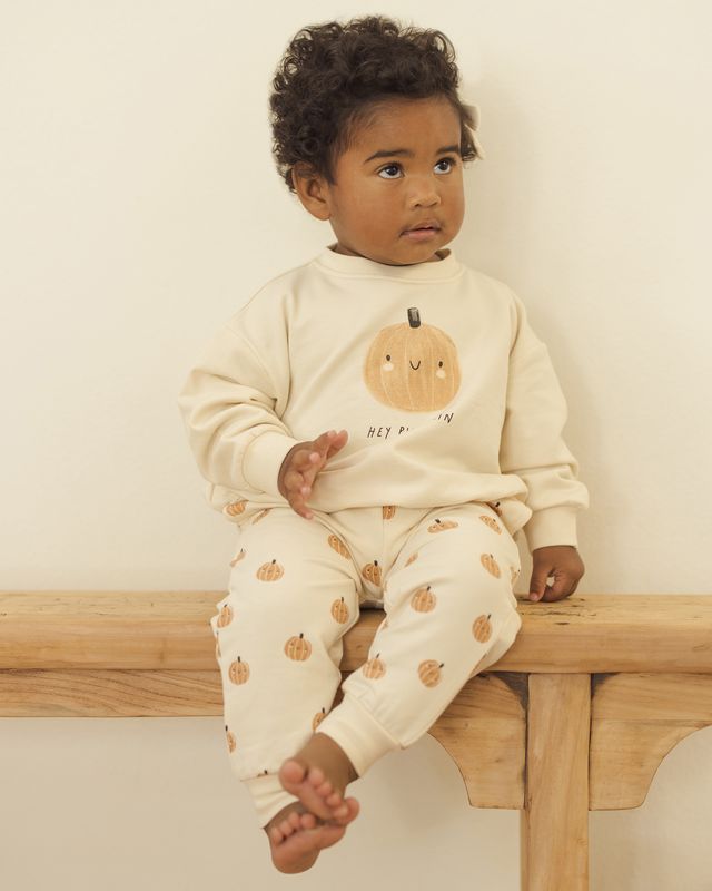 Quincy Mae Relaxed Fleece Sweatshirt + Sweatpants Set - Pumpkins