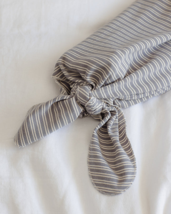 Quincy Mae Knotted  Baby Gown + Hat Set - Slate Microstripe